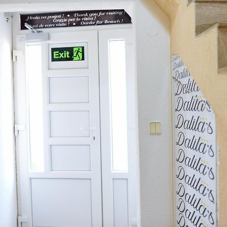 Dalila Apartman Mostar Buitenkant foto