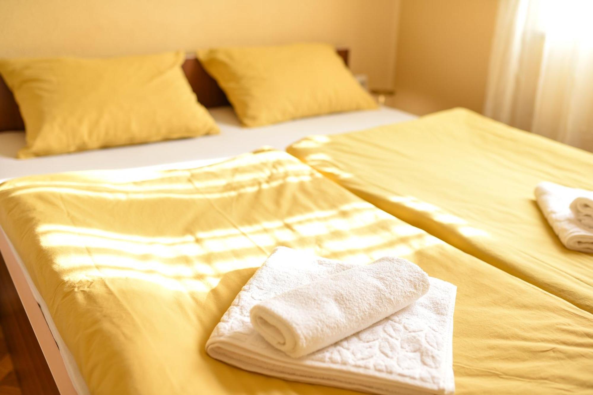 Dalila Apartman Mostar Buitenkant foto