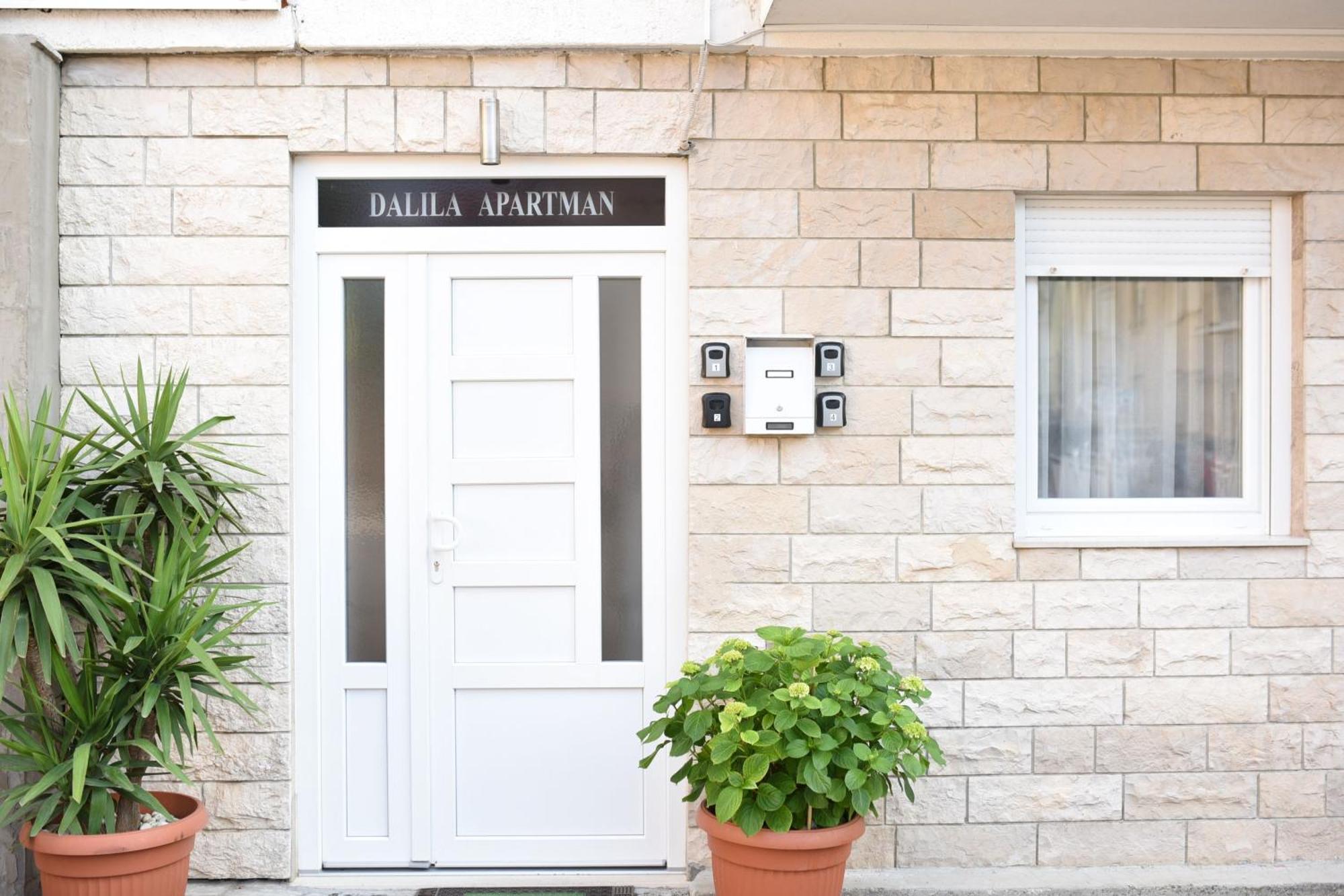 Dalila Apartman Mostar Buitenkant foto