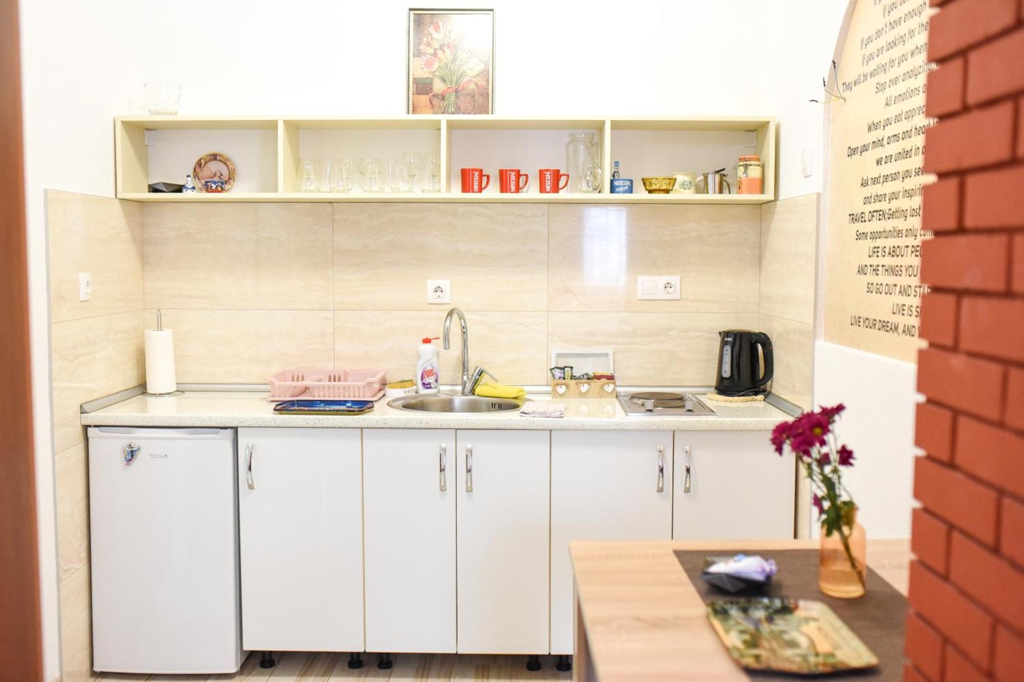 Dalila Apartman Mostar Buitenkant foto