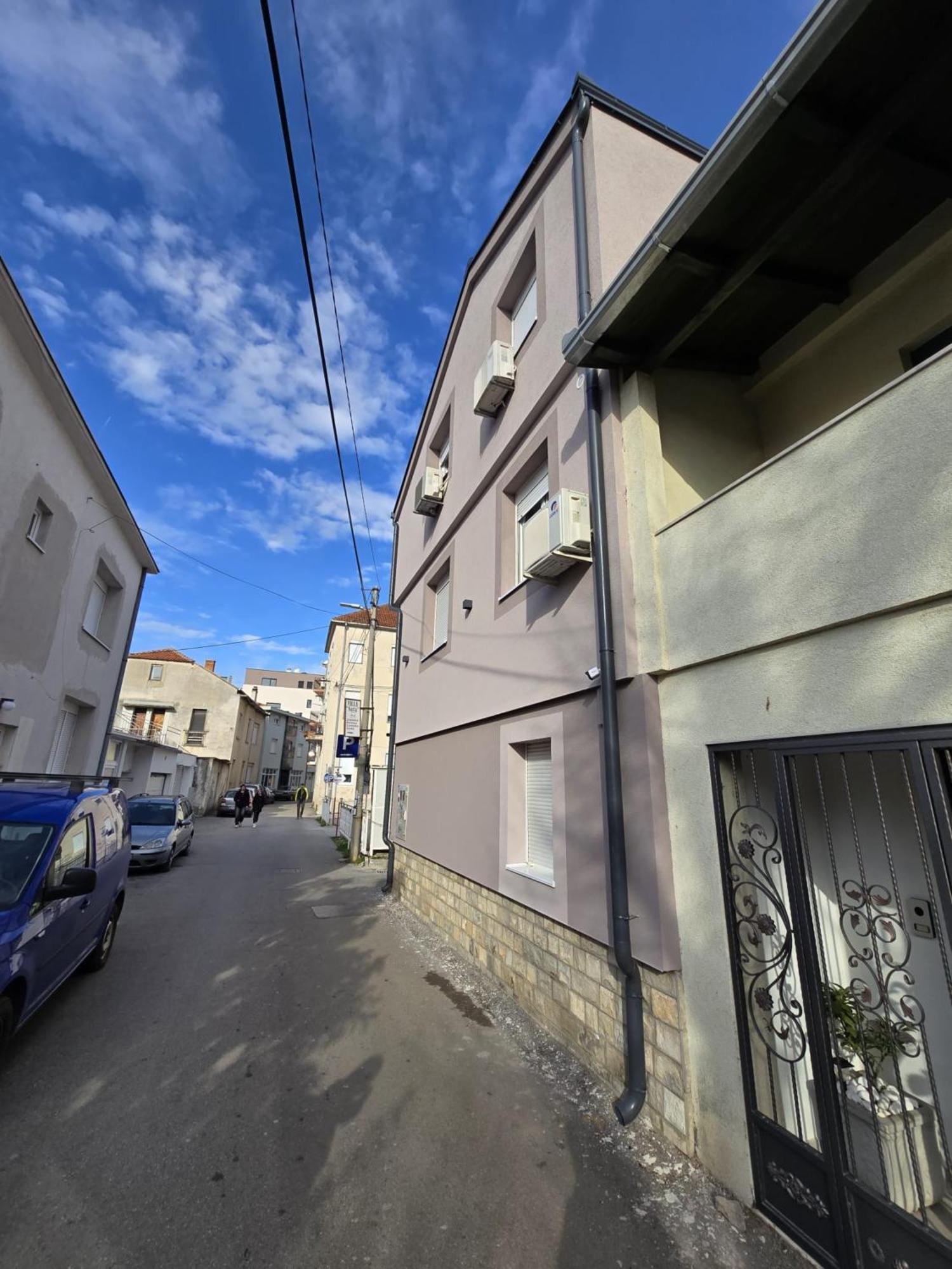 Dalila Apartman Mostar Buitenkant foto